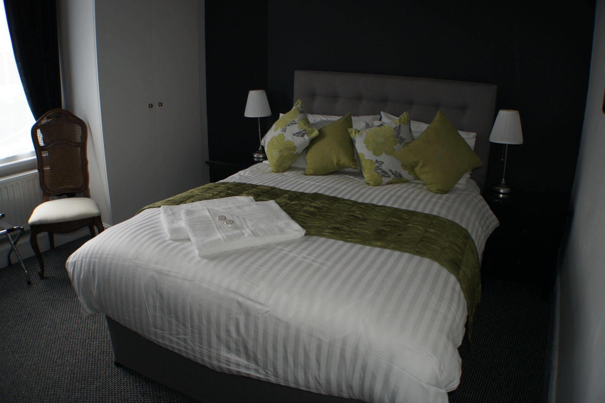 Grand Junction Arms Hotel London Bagian luar foto