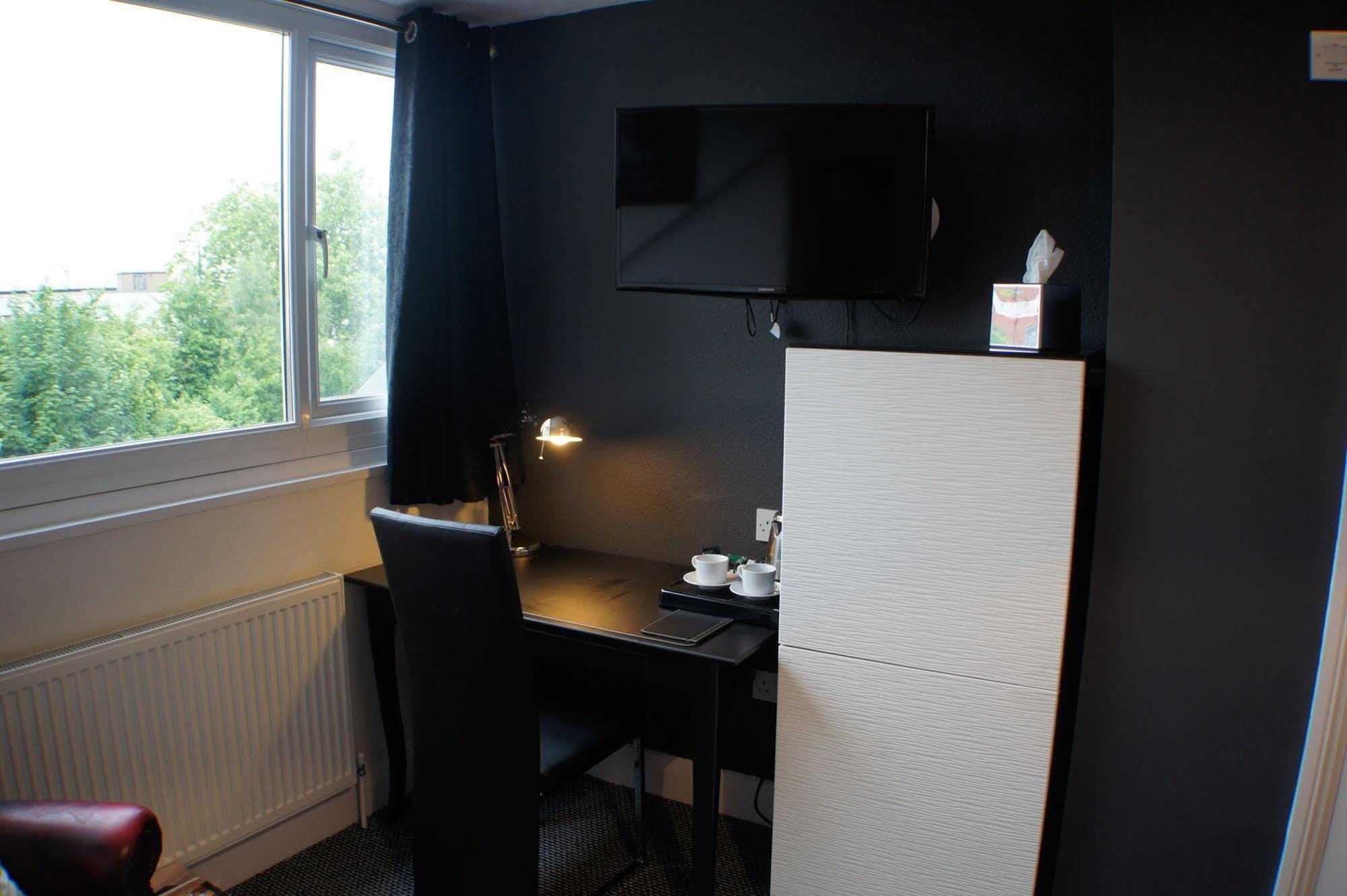 Grand Junction Arms Hotel London Bagian luar foto